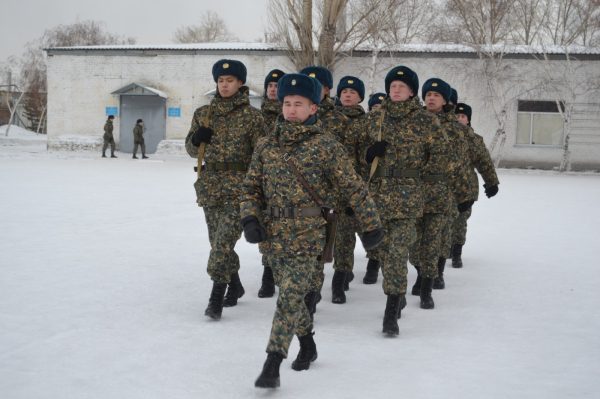 Служение Родине: Плохих выпускников из школы Жас Улана не бывает