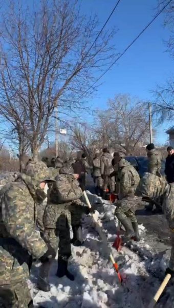 Курсанты Нацгвардии помогают в борьбе с природными бедствиями