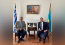 Греческие депутаты посетят Астану