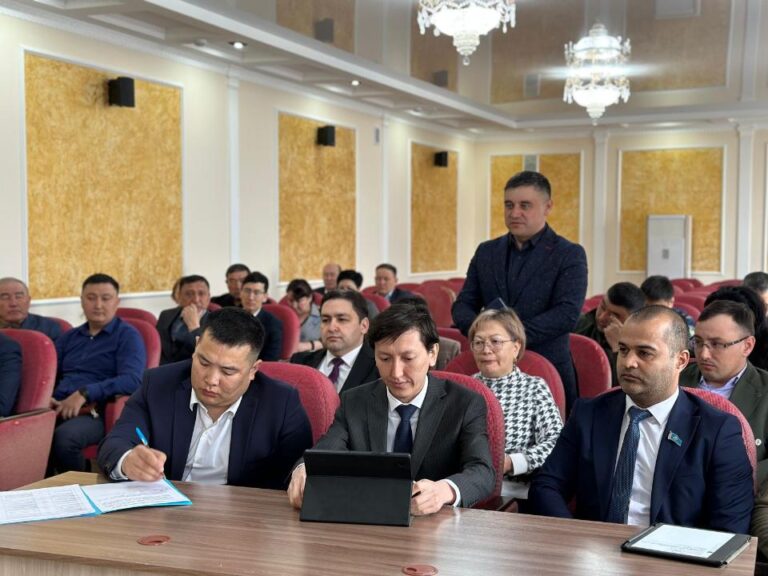 В Макинске обсудили приоритетные направления развития города